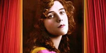 an image of a woman in the early twentieth century